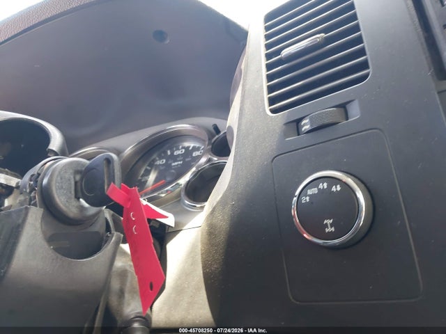 Продажа на аукционе авто 2011 Chevrolet Silverado 1500 Lt, vin: 3GCPKSE32BG223176, номер лота: 45708250