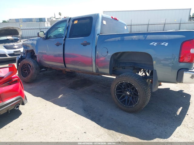 Продажа на аукционе авто 2011 Chevrolet Silverado 1500 Lt, vin: 3GCPKSE32BG223176, номер лота: 45708250
