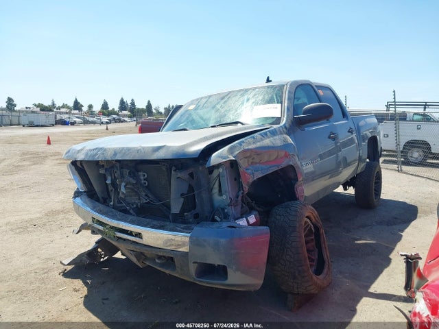 Продажа на аукционе авто 2011 Chevrolet Silverado 1500 Lt, vin: 3GCPKSE32BG223176, номер лота: 45708250
