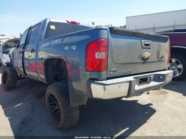 Продажа на аукционе авто 2011 Chevrolet Silverado 1500 Lt, vin: 3GCPKSE32BG223176, номер лота: 45708250
