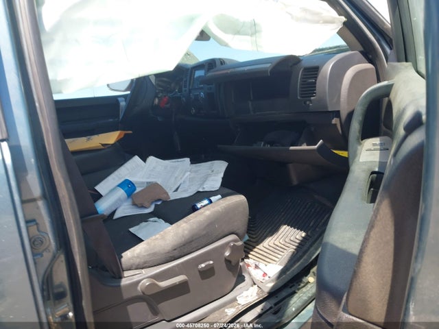 Продажа на аукционе авто 2011 Chevrolet Silverado 1500 Lt, vin: 3GCPKSE32BG223176, номер лота: 45708250
