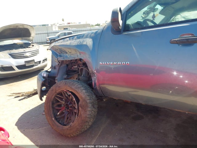 Продажа на аукционе авто 2011 Chevrolet Silverado 1500 Lt, vin: 3GCPKSE32BG223176, номер лота: 45708250