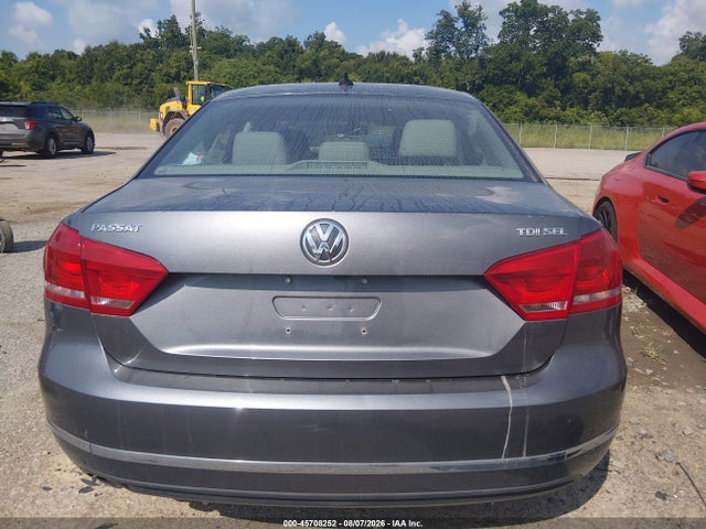 Продаж на аукціоні авто 2015 Volkswagen Passat 2.0l Tdi Sel Premium, vin: 1VWCV7A36FC065164, номер лоту: 45708252