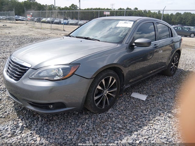 45708270 :رقم المزاد ، 1C3CCBHG1CN189562 vin ، 2012 Chrysler 200 S مزاد بيع