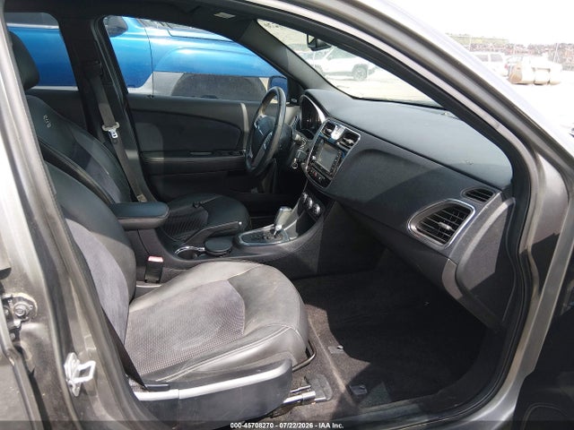 45708270 :رقم المزاد ، 1C3CCBHG1CN189562 vin ، 2012 Chrysler 200 S مزاد بيع