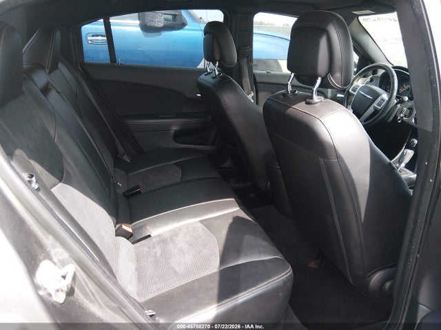 45708270 :رقم المزاد ، 1C3CCBHG1CN189562 vin ، 2012 Chrysler 200 S مزاد بيع