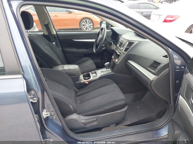 45708274 :رقم المزاد ، 4S3BMBC64E3023666 vin ، 2014 Subaru Legacy 2.5i Premium مزاد بيع