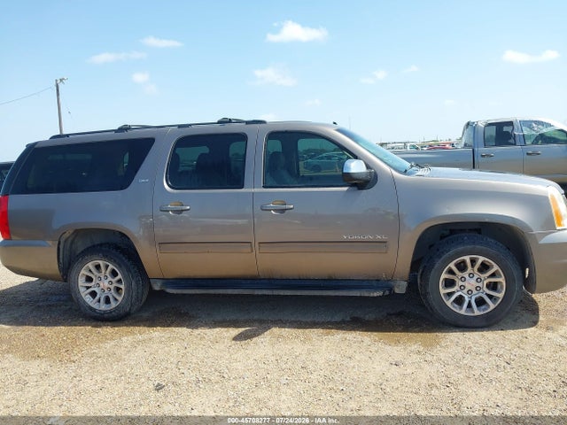 45708277 :رقم المزاد ، 1GKS1KE07BR100674 vin ، 2011 Gmc Yukon Xl 1500 Slt مزاد بيع