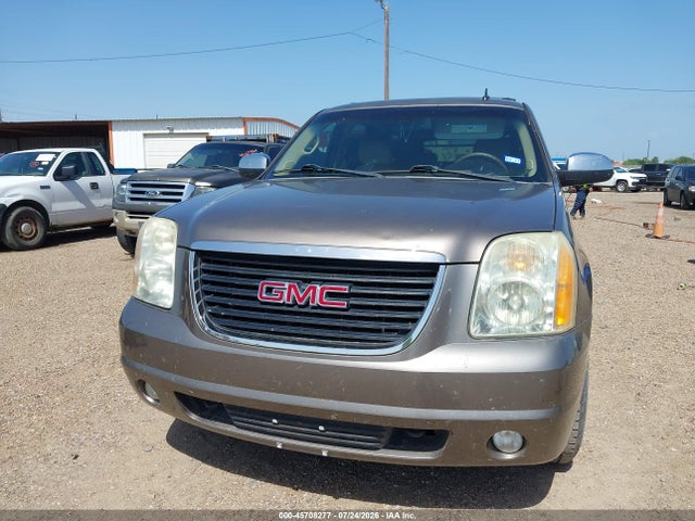 45708277 :رقم المزاد ، 1GKS1KE07BR100674 vin ، 2011 Gmc Yukon Xl 1500 Slt مزاد بيع