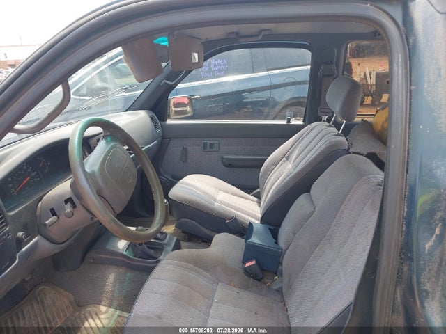 1996 Toyota Tacoma Xtracab მანქანა იყიდება აუქციონზე, vin: 4TAWM72N5TZ215594, აუქციონის ნომერი: 45708283