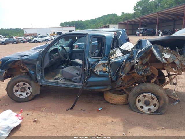 1996 Toyota Tacoma Xtracab მანქანა იყიდება აუქციონზე, vin: 4TAWM72N5TZ215594, აუქციონის ნომერი: 45708283