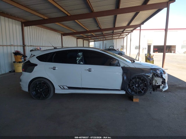 Ford FOCUS ST 2014 1FADP3L93EL238123 Image 14