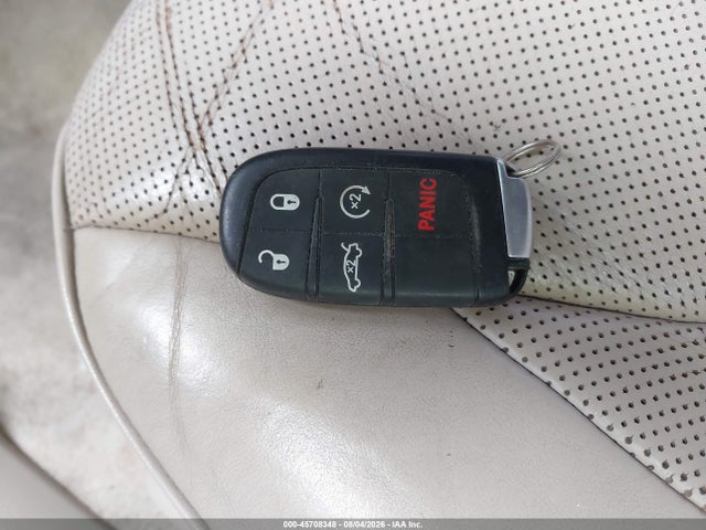 Продаж на аукціоні авто 2014 Chrysler 300c, vin: 2C3CCAETXEH126340, номер лоту: 45708348
