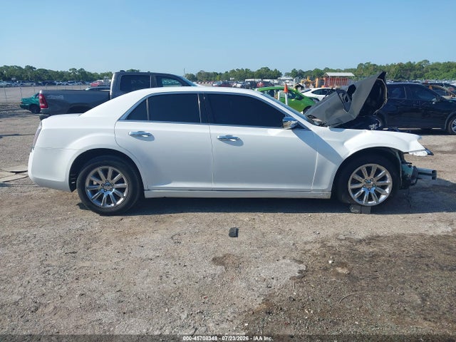 Продаж на аукціоні авто 2014 Chrysler 300c, vin: 2C3CCAETXEH126340, номер лоту: 45708348