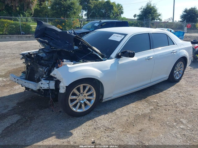 Продаж на аукціоні авто 2014 Chrysler 300c, vin: 2C3CCAETXEH126340, номер лоту: 45708348
