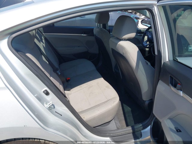 Продаж на аукціоні авто 2019 Hyundai Elantra Se, vin: 5NPD74LF4KH490713, номер лоту: 45708353