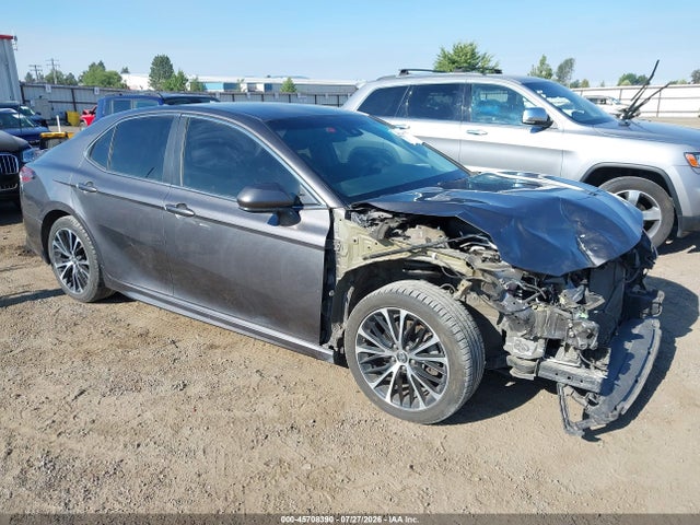 2019 4T1B11HK2KU253586 zdjęcie główne