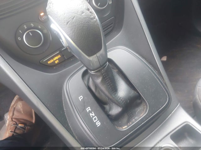 45708394 :رقم المزاد ، 1FMCU0F7XFUC32642 vin ، 2015 Ford Escape S مزاد بيع