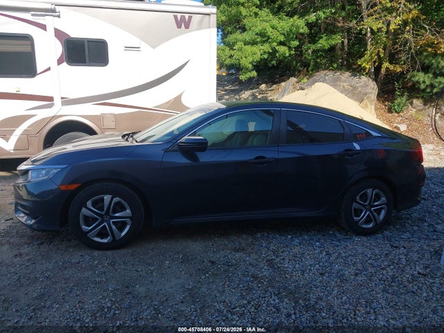 45708406 :رقم المزاد ، 2HGFC2F53JH606892 vin ، 2018 Honda Civic Lx مزاد بيع