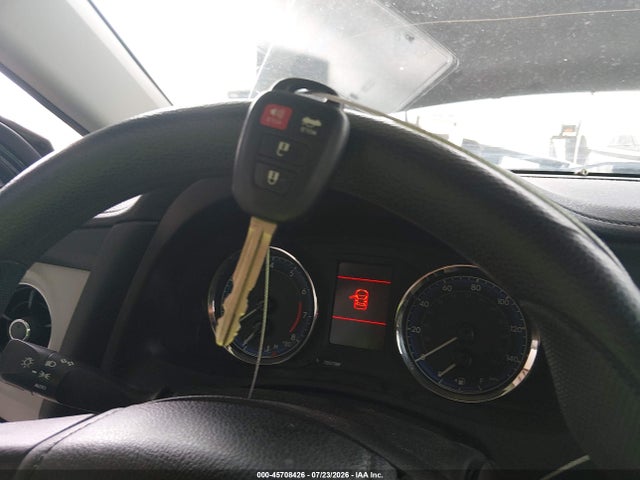 2018 Toyota Corolla Le მანქანა იყიდება აუქციონზე, vin: 5YFBURHE0JP790036, აუქციონის ნომერი: 45708426