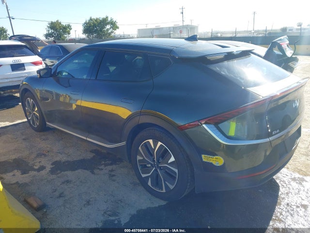KIA EV6 LIGHT 2022 KNDC34LB7N5064751 Image 3