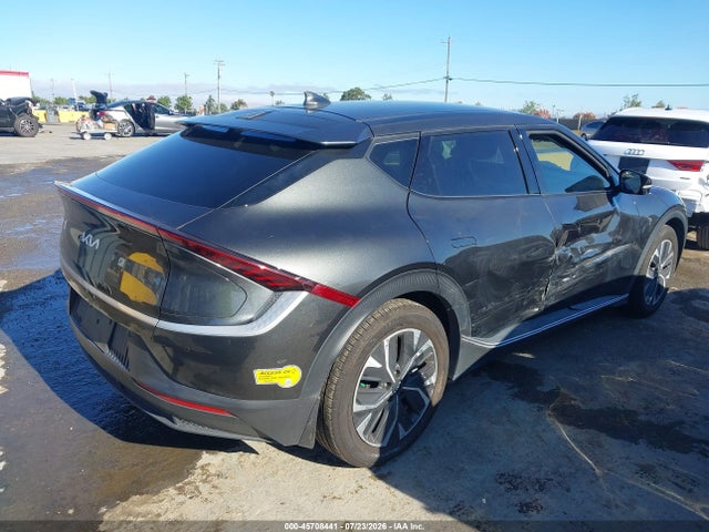 KIA EV6 LIGHT 2022 KNDC34LB7N5064751 Image 4