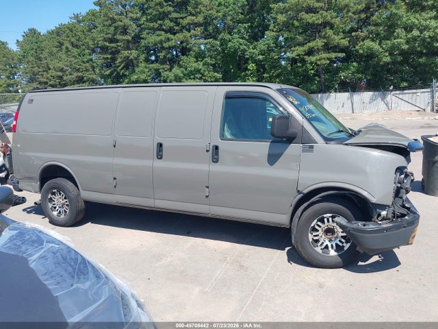 Auction sale of the 2003 Chevrolet Express Cargo Van, vin: 1GCHG39U131223863, lot number: 45708442