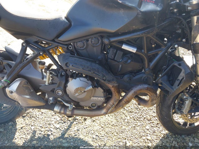 Ducati Monster 821 2019 ZDMMACLSXKB003626 Image 8