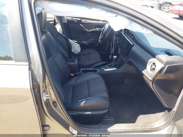Toyota COROLLA SE 2018 5YFBURHE1JP747616 Image 5