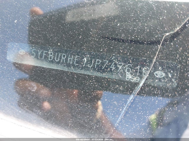 Toyota COROLLA SE 2018 5YFBURHE1JP747616 Image 9