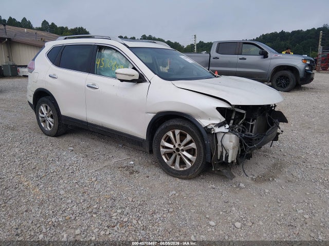 2015 Nissan Rogue Sv მანქანა იყიდება აუქციონზე, vin: 5N1AT2MT2FC888264, აუქციონის ნომერი: 45708497
