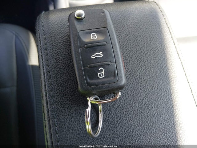 Aukcja sprzedaży 2012 Volkswagen Beetle 2.5l, vin: 3VWJP7AT0CM603031, numer aukcji: 45708505