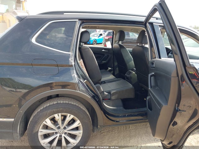Продажа на аукционе авто 2018 Volkswagen Tiguan 2.0t Se/2.0t Sel, vin: 3VV3B7AX6JM132949, номер лота: 45708506