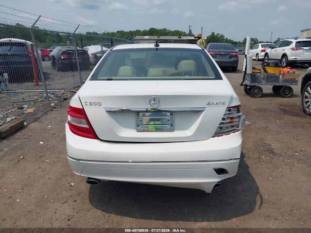 Продажа на аукционе авто 2008 Mercedes-benz C 300 Luxury 4matic, vin: WDDGF81X88F083845, номер лота: 45708539
