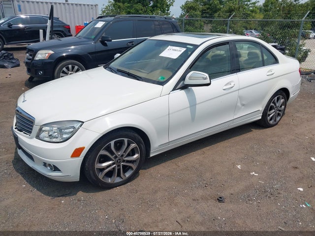 Продажа на аукционе авто 2008 Mercedes-benz C 300 Luxury 4matic, vin: WDDGF81X88F083845, номер лота: 45708539