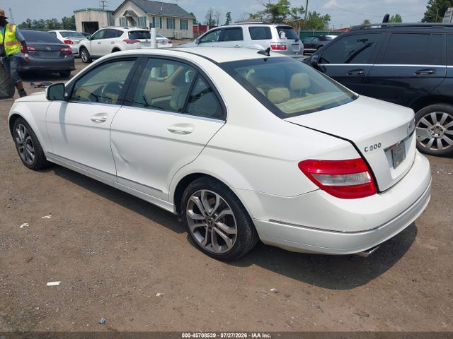 Продажа на аукционе авто 2008 Mercedes-benz C 300 Luxury 4matic, vin: WDDGF81X88F083845, номер лота: 45708539