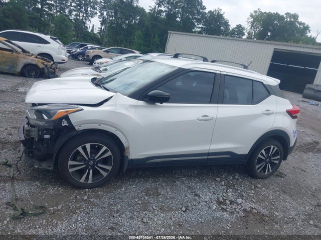 Продаж на аукціоні авто 2018 Nissan Kicks Sr, vin: 3N1CP5CU6JL526046, номер лоту: 45708541