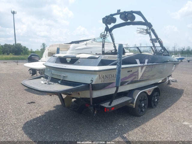 45708548 :رقم المزاد ، AWRA1727E313 vin ، 2013 Axis Wake مزاد بيع