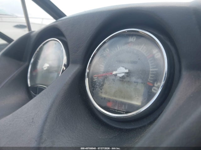 45708548 :رقم المزاد ، AWRA1727E313 vin ، 2013 Axis Wake مزاد بيع