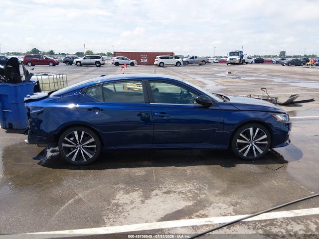 2022 Nissan Altima Sr Fwd მანქანა იყიდება აუქციონზე, vin: 1N4BL4CV4NN305578, აუქციონის ნომერი: 45708549