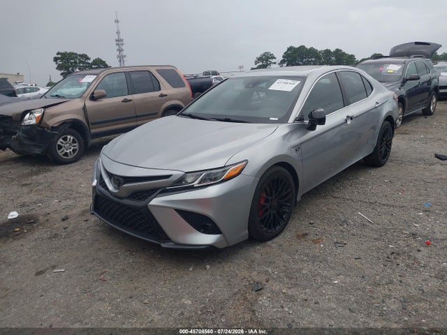45708560 :رقم المزاد ، 4T1G11AK1LU511291 vin ، 2020 Toyota Camry Se مزاد بيع