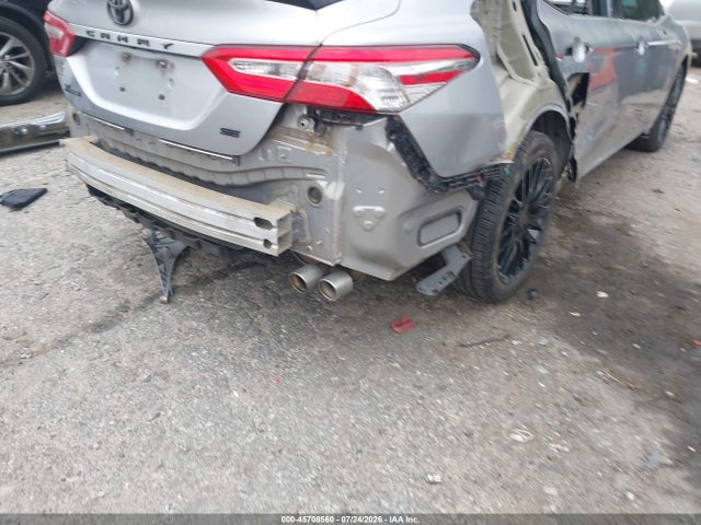 45708560 :رقم المزاد ، 4T1G11AK1LU511291 vin ، 2020 Toyota Camry Se مزاد بيع