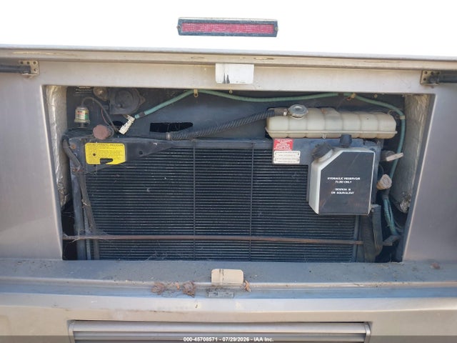 Продаж на аукціоні авто 2000 Freightliner Chassis X Line Motor Home, vin: 4UZ6XJCA5YCG54694, номер лоту: 45708571