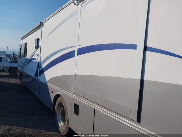 Продаж на аукціоні авто 2000 Freightliner Chassis X Line Motor Home, vin: 4UZ6XJCA5YCG54694, номер лоту: 45708571