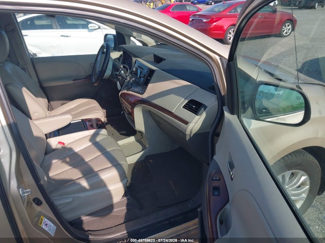 Aukcja sprzedaży 2011 Toyota Sienna Xle V6, vin: 5TDYK3DC2BS016428, numer aukcji: 45708623