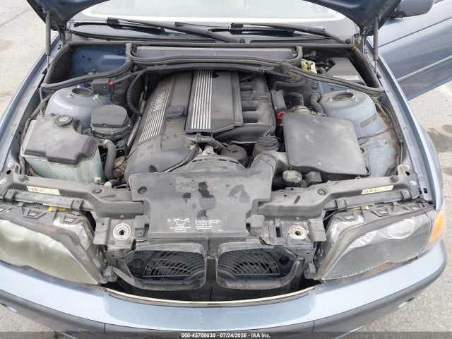 2003 Bmw 325i მანქანა იყიდება აუქციონზე, vin: WBAEV33433KL78987, აუქციონის ნომერი: 45708630