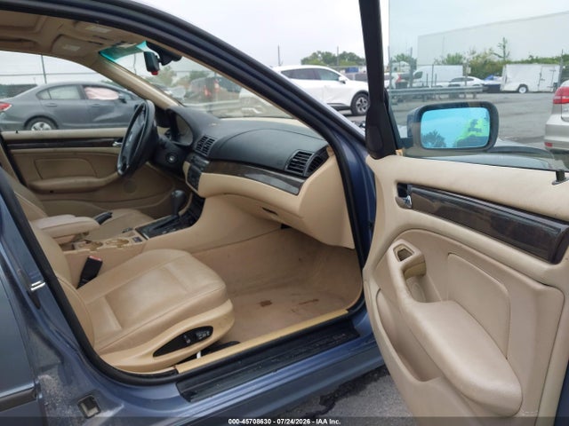 2003 Bmw 325i მანქანა იყიდება აუქციონზე, vin: WBAEV33433KL78987, აუქციონის ნომერი: 45708630