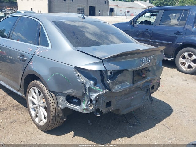 45708632 :رقم المزاد ، WAUENAF48KN001794 vin ، 2019 Audi A4 45 Premium مزاد بيع