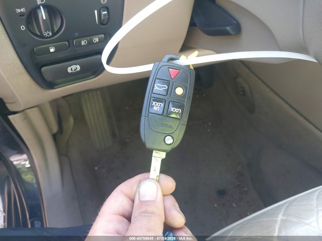 2011 Volvo Xc90 3.2 მანქანა იყიდება აუქციონზე, vin: YV4952CZ0B1575885, აუქციონის ნომერი: 45708640