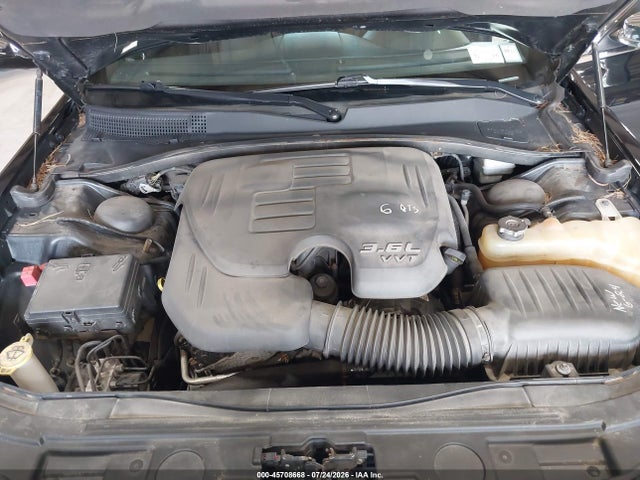 45708668 :رقم المزاد ، 2C3CA5CG1BH598747 vin ، 2011 Chrysler 300 Limited مزاد بيع
